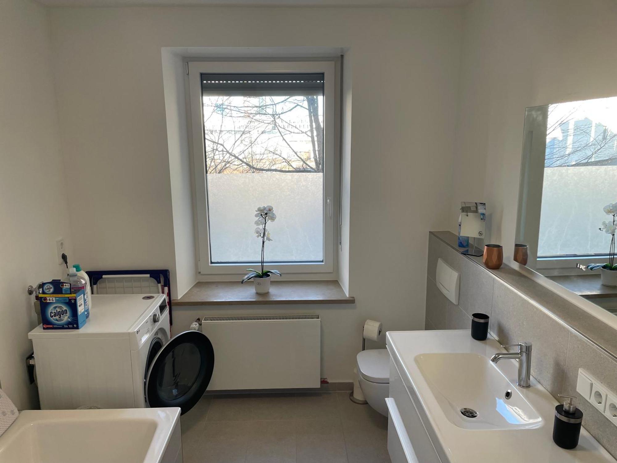 Grosse Wohnung In Westend Munique Exterior foto